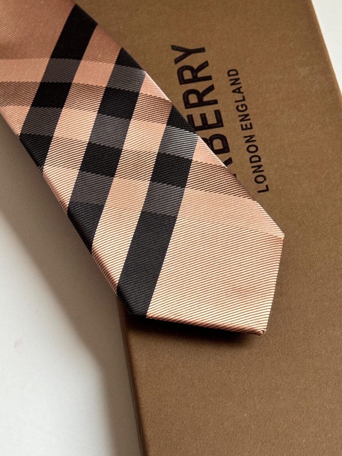 Burberry Men’s Tie