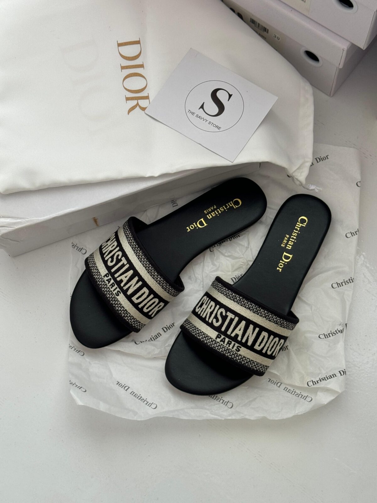 Christian Dior Dway Slide 38,39