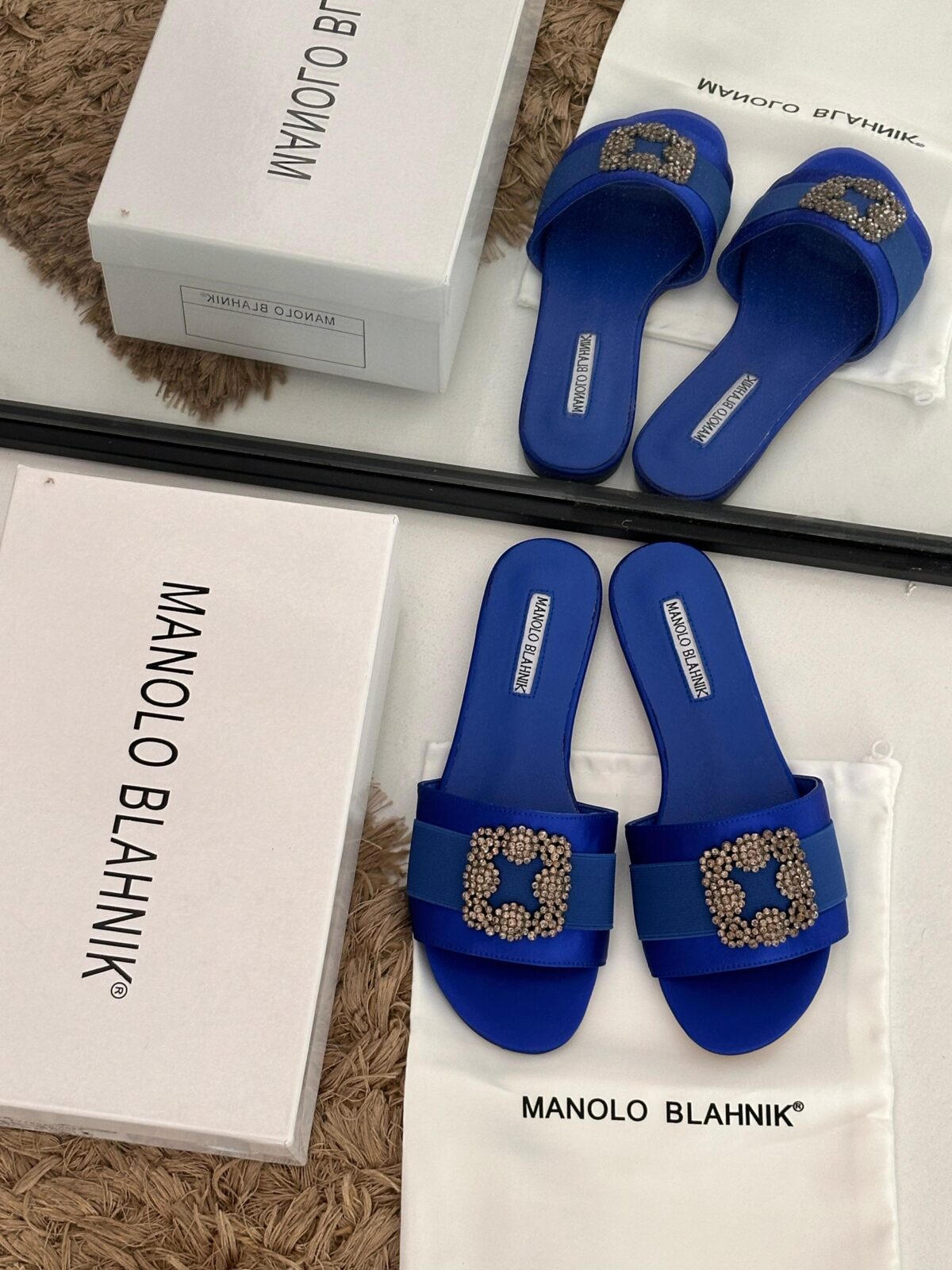 Manolo Blahnik Slides Blue 39